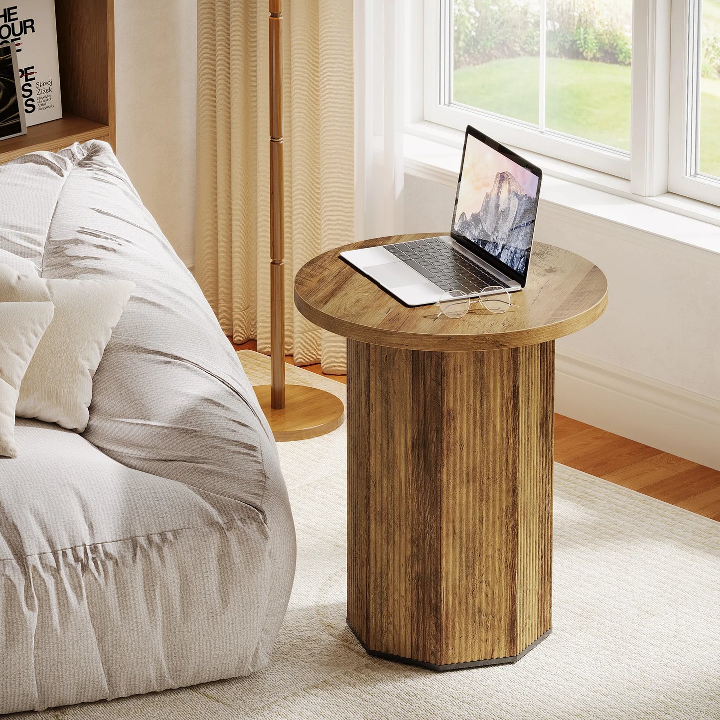 Round textured side table – Aalto