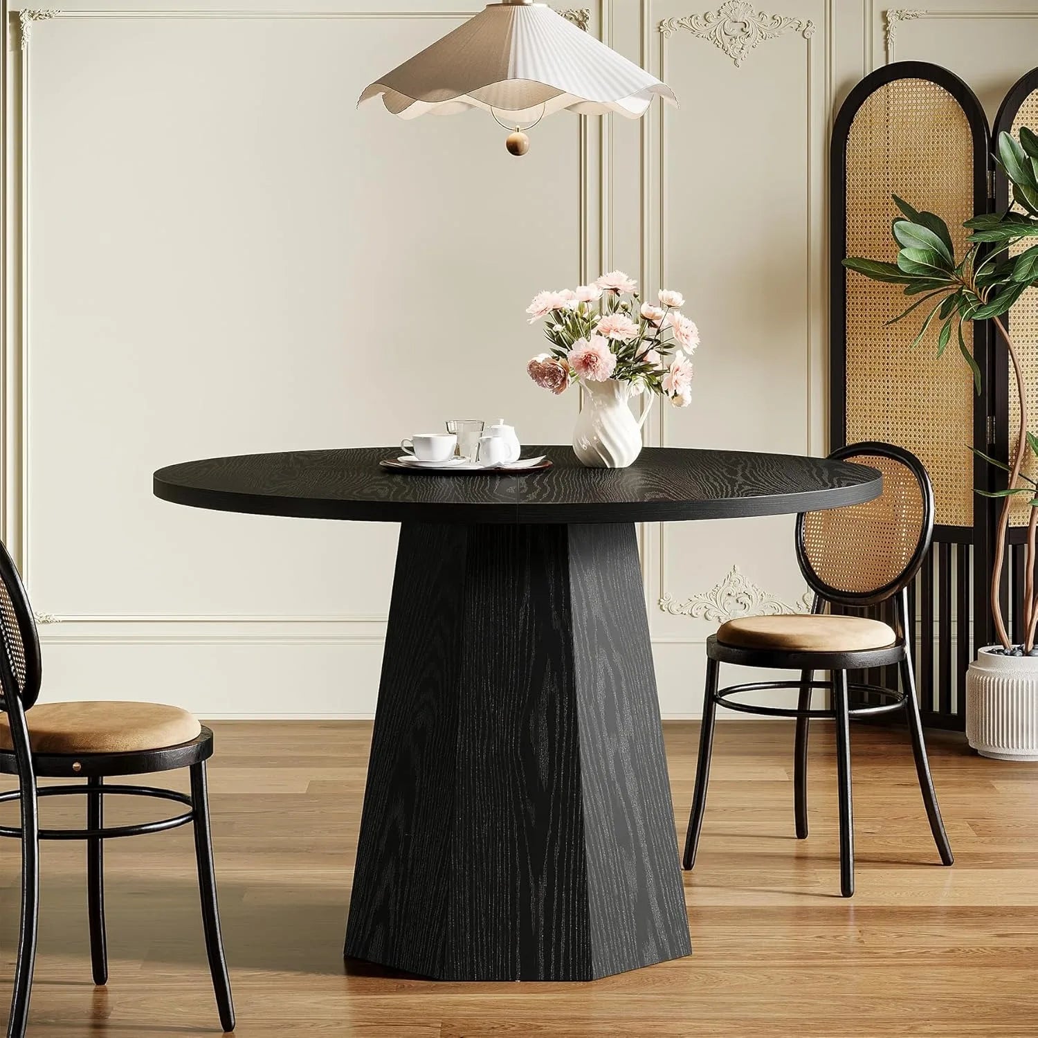 Modern Round Dining Table - Hakone